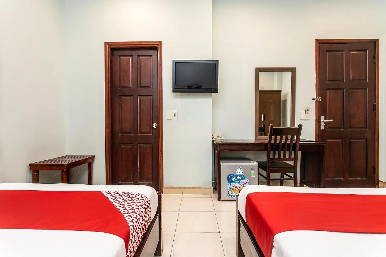 Oyo 557 Phi Yen Hotel Da Nang 2*,
