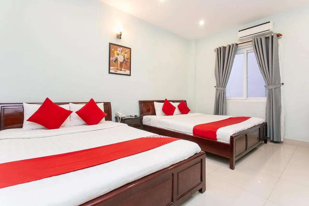 Oyo 557 Phi Yen Hotel Da Nang 2*,