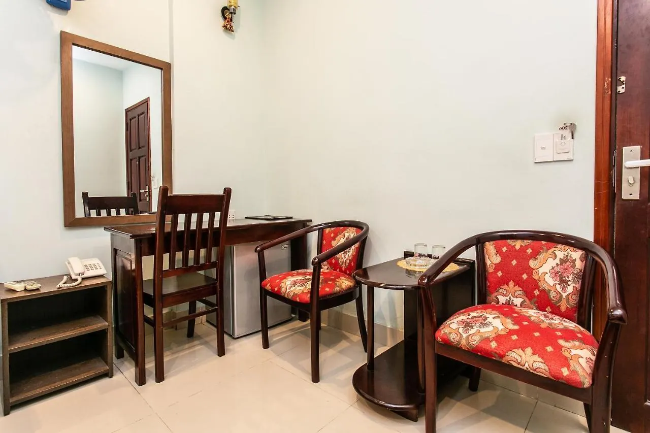 Oyo 557 Phi Yen Hotel Da Nang