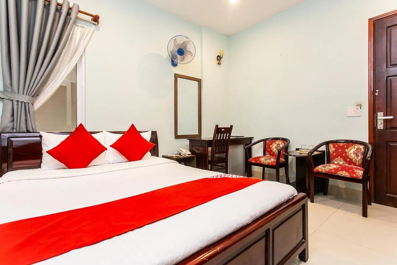 Oyo 557 Phi Yen Hotel Da Nang