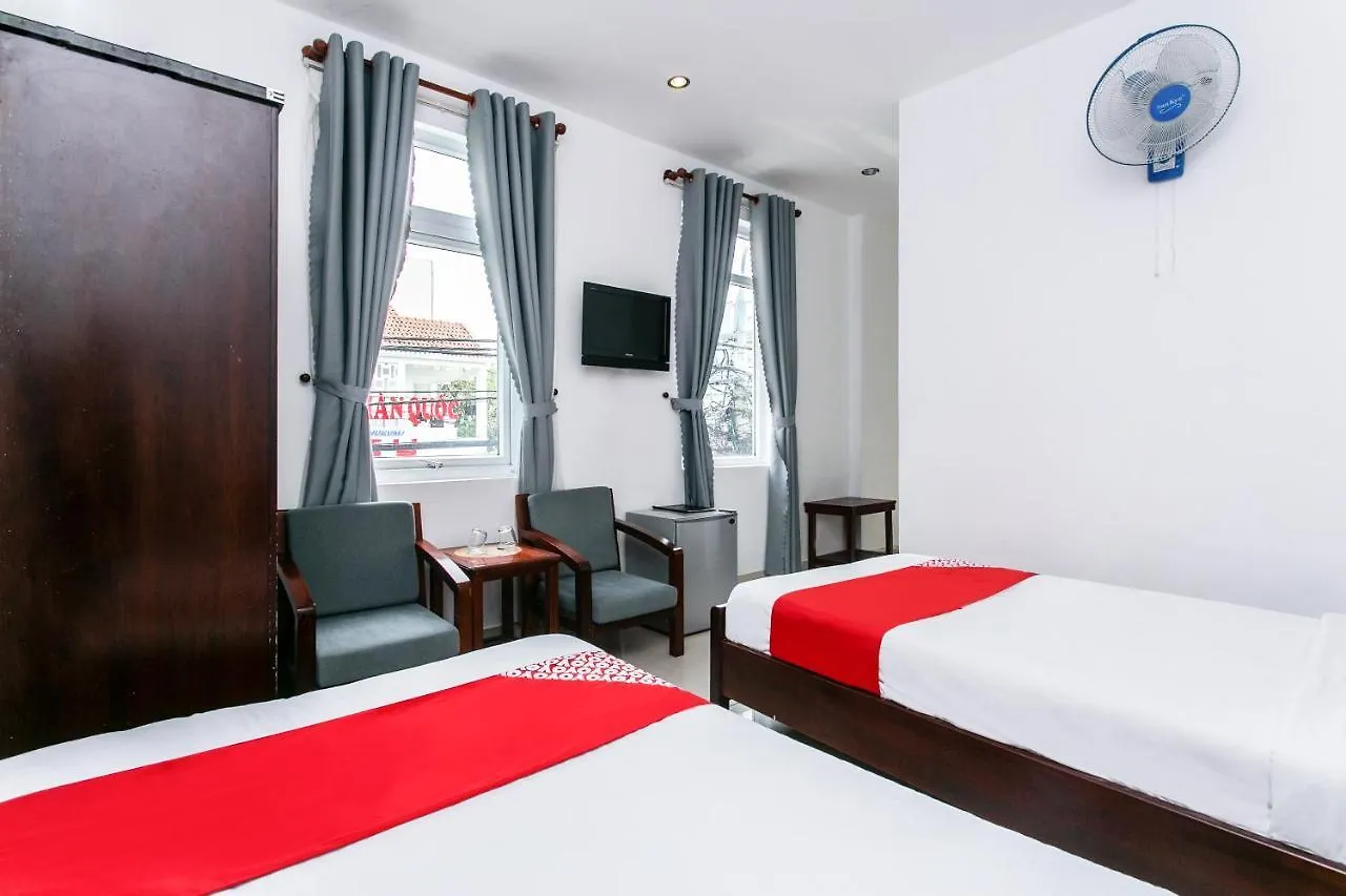 Oyo 557 Phi Yen Hotel Da Nang 2*,