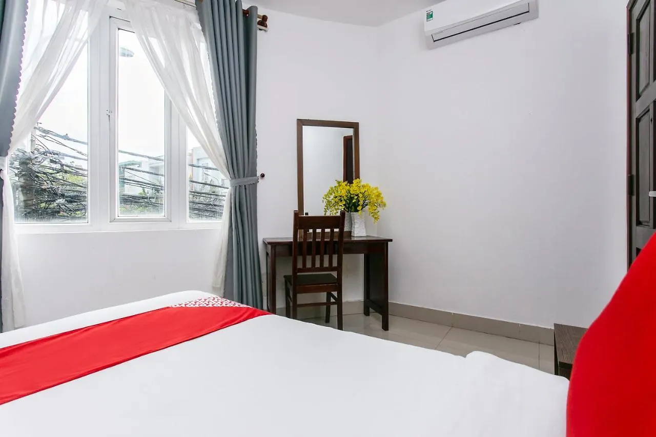 Oyo 557 Phi Yen Hotel Da Nang