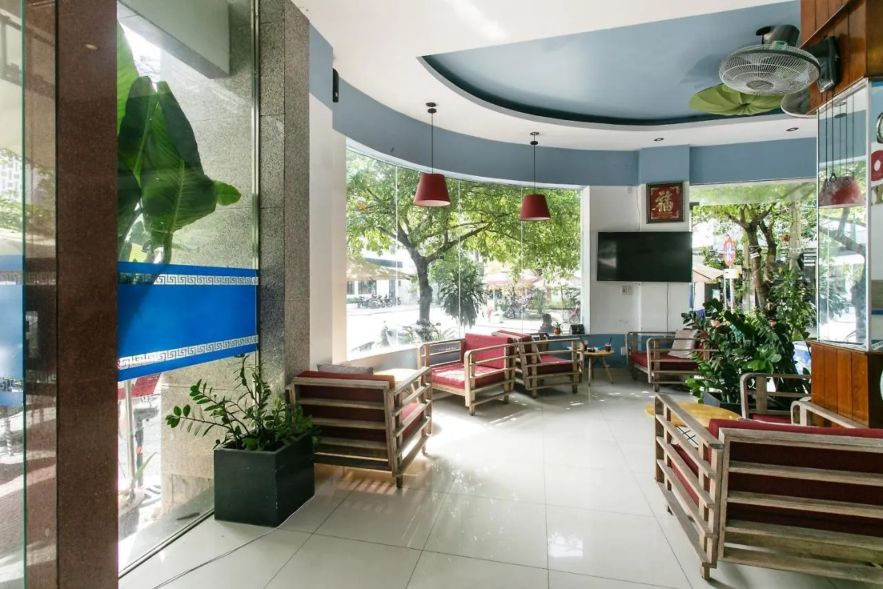 Oyo 557 Phi Yen Hotel Da Nang